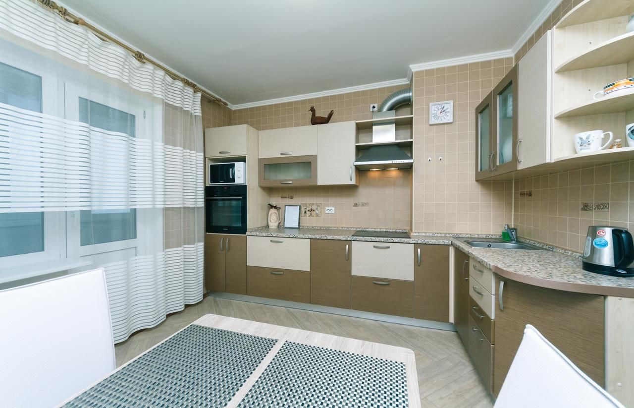 Апартаменты Позняки.Олени Пчилки люкс 3 ка возле Ашана. Киев