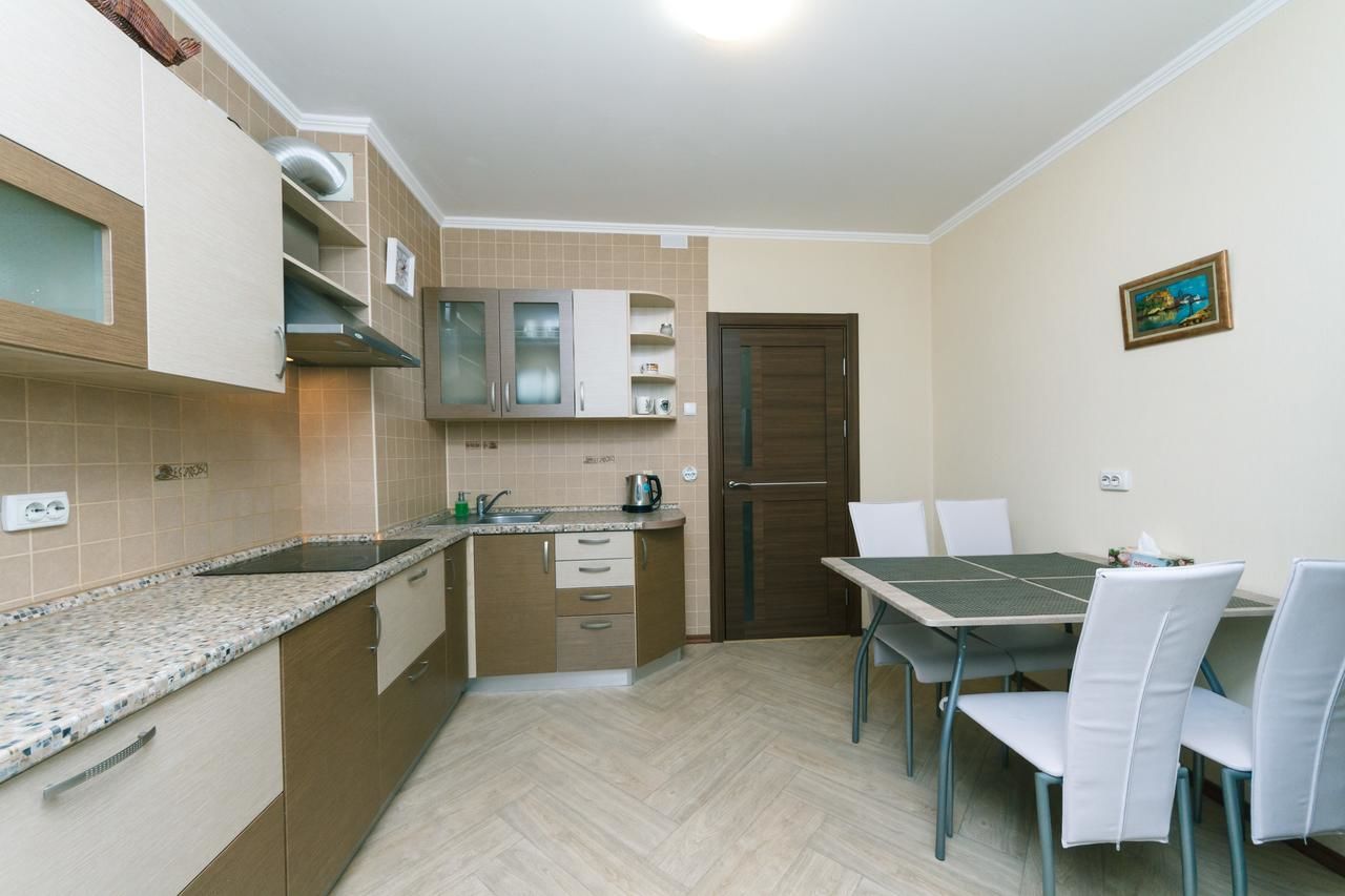 Апартаменты Позняки.Олени Пчилки люкс 3 ка возле Ашана. Киев