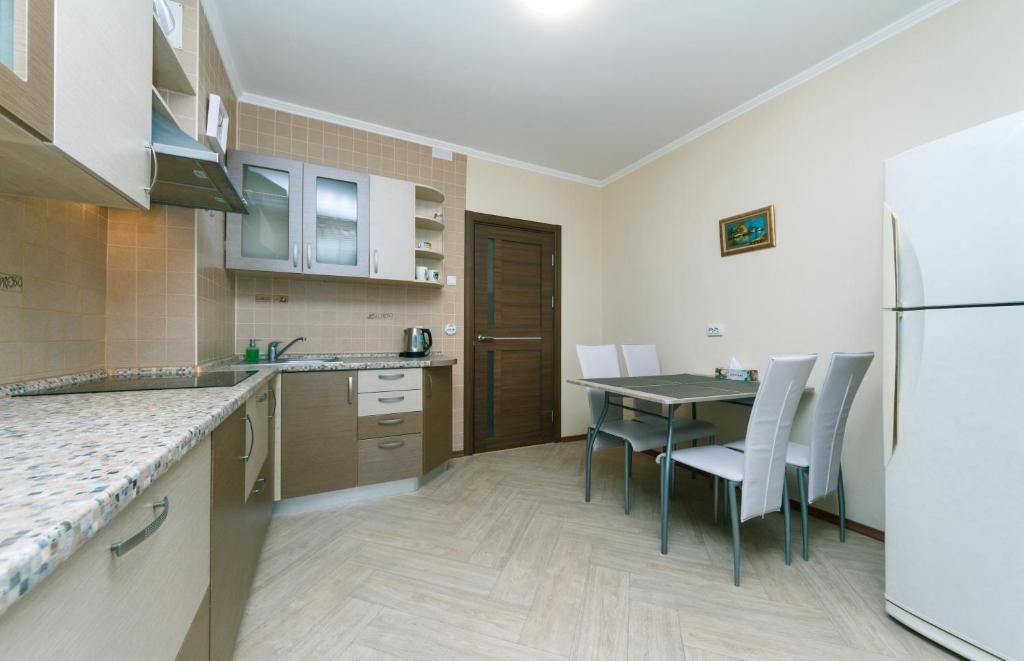 Апартаменты Позняки.Олени Пчилки люкс 3 ка возле Ашана. Киев