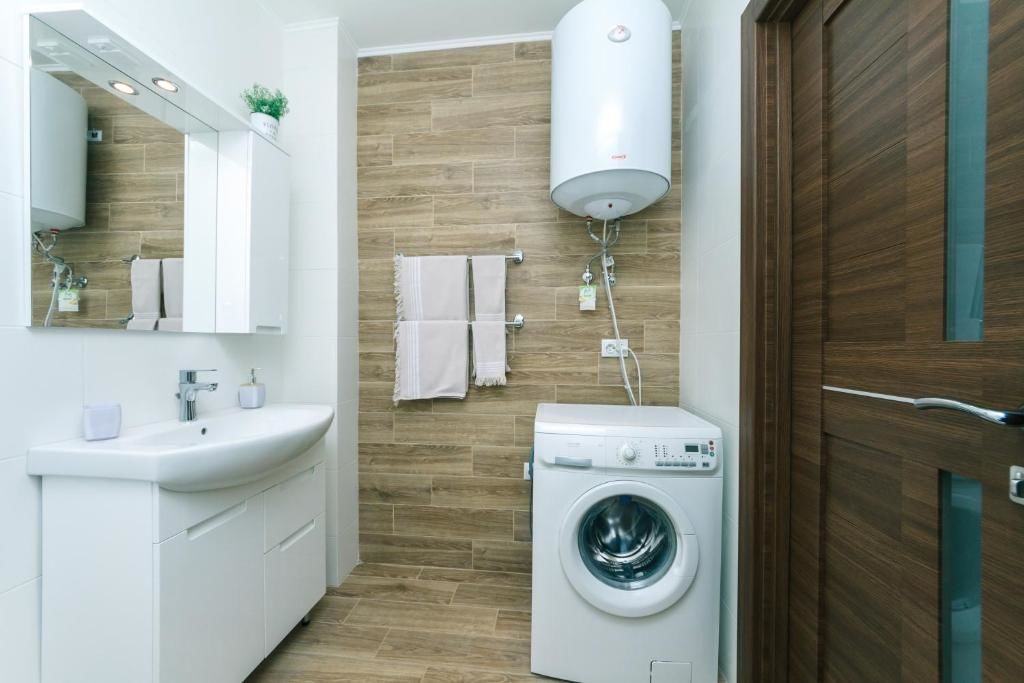 Апартаменты Позняки.Олени Пчилки люкс 3 ка возле Ашана. Киев