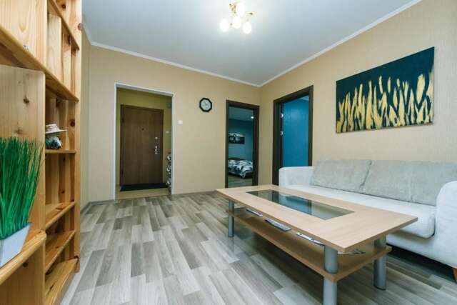 Апартаменты Позняки.Олени Пчилки люкс 3 ка возле Ашана. Киев-47